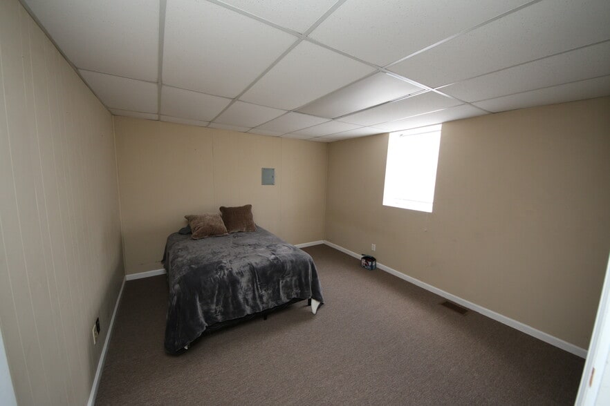 More Photos Of 2118 Bruce Ave, Louisville Restaurant For Sale