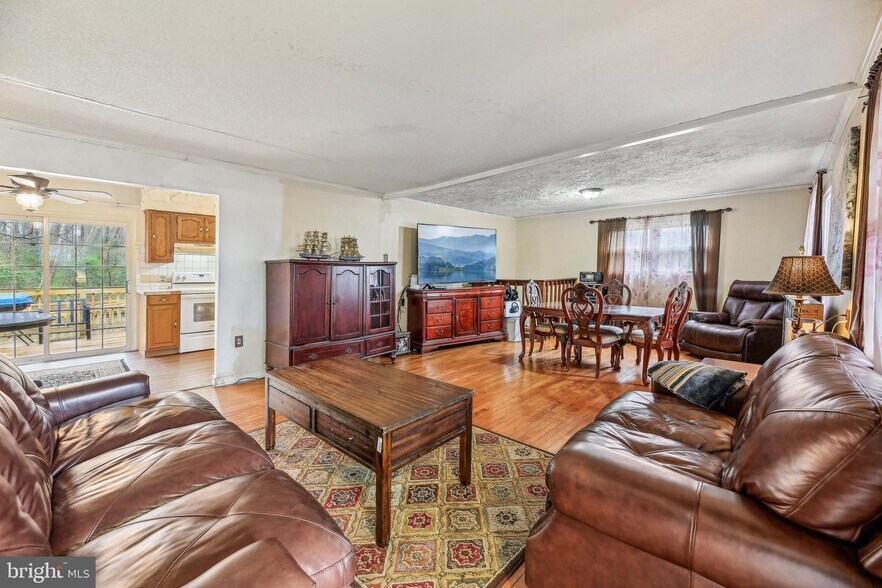 More Photos Of 1109 MD-3, Gambrills Office For Sale