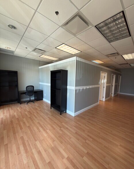More Photos Of 10967 Lake Underhill Rd, Orlando Office For Lease