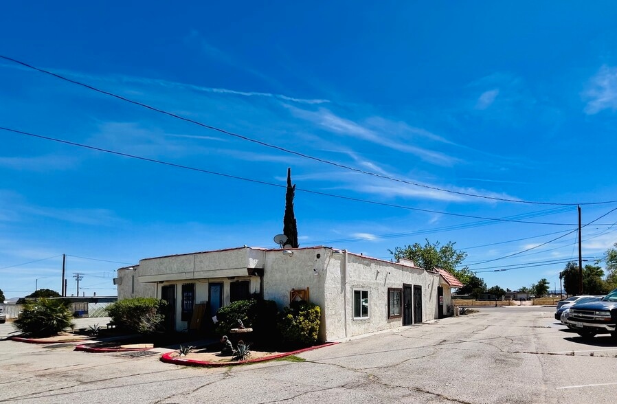 More Photos Of 12036 Bartlett Ave, Adelanto Office Residential For Sale