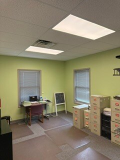 More Photos Of 4050 Britt Farm Dr, Lafayette Office For Lease
