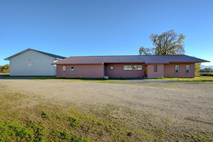 More Photos Of 6804 Agate Rd, White City Flex For Sale