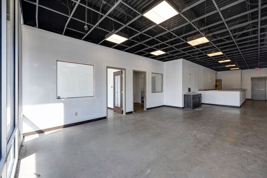 More Photos Of 2271 Gunbarrel Rd, Chattanooga Unknown For Lease