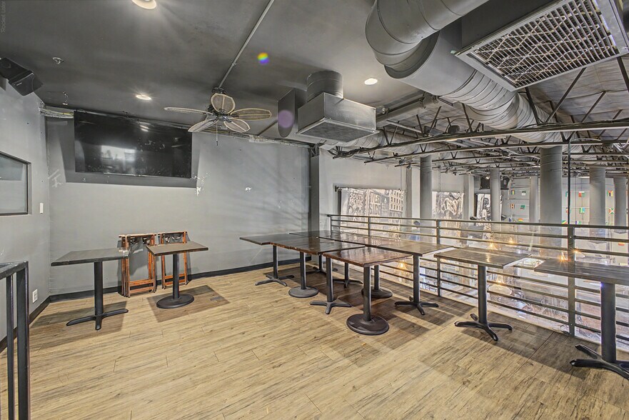 More Photos Of 2827 E Bell Rd, Phoenix Restaurant For Sale