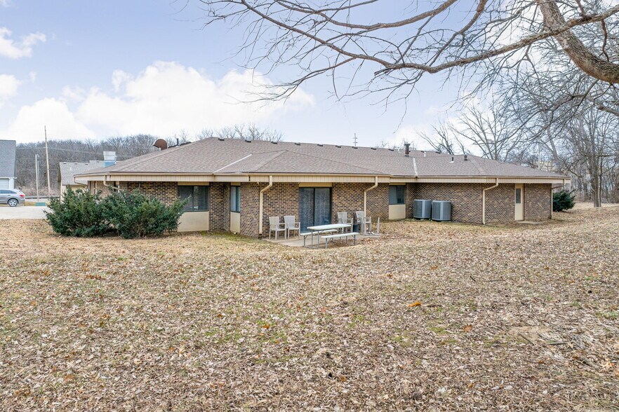 More Photos Of 3919 Messanie St, Saint Joseph Office For Sale