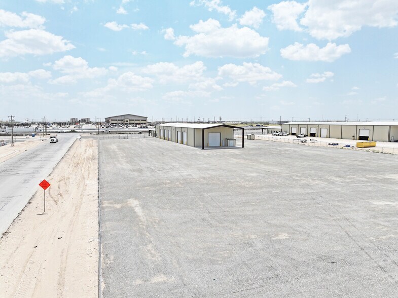 More Photos Of 13800 W Interstate 20 E, Odessa Industrial For Lease