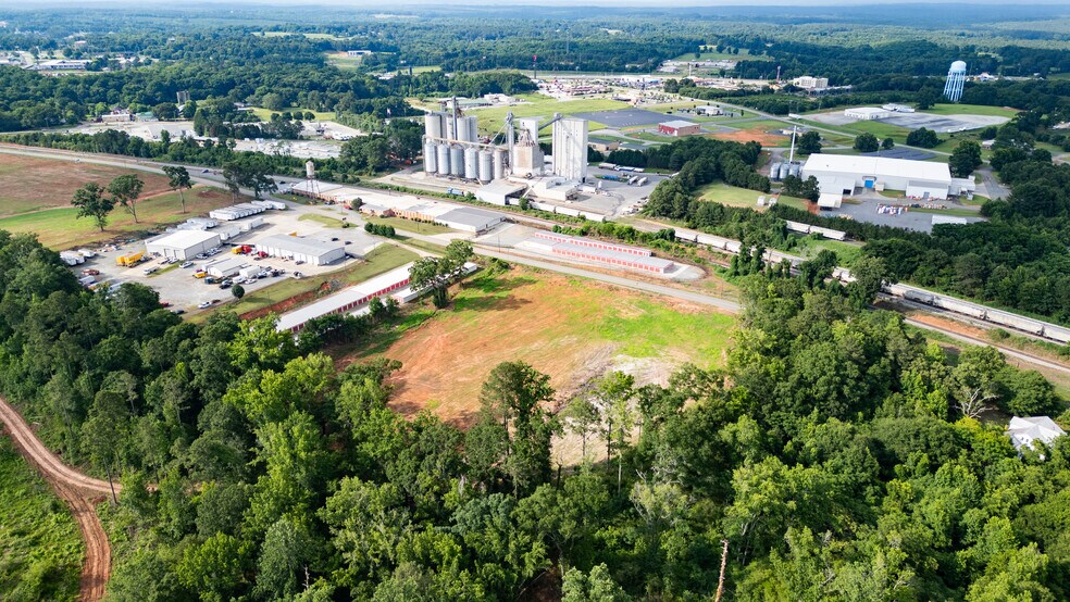 More Photos Of 0 US Highway 41, Forsyth Land For Sale