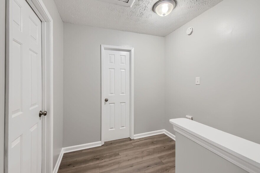 More Photos Of 8537 Pineland Dr, Jonesboro Apartments For Sale