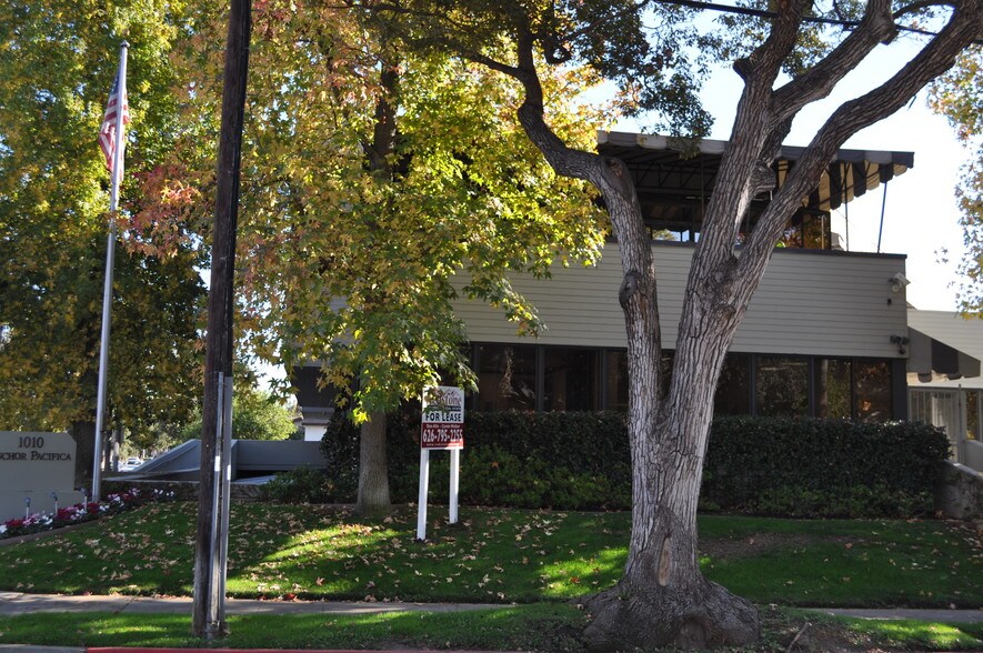 More Photos Of 1010 E Union St, Pasadena Office For Lease