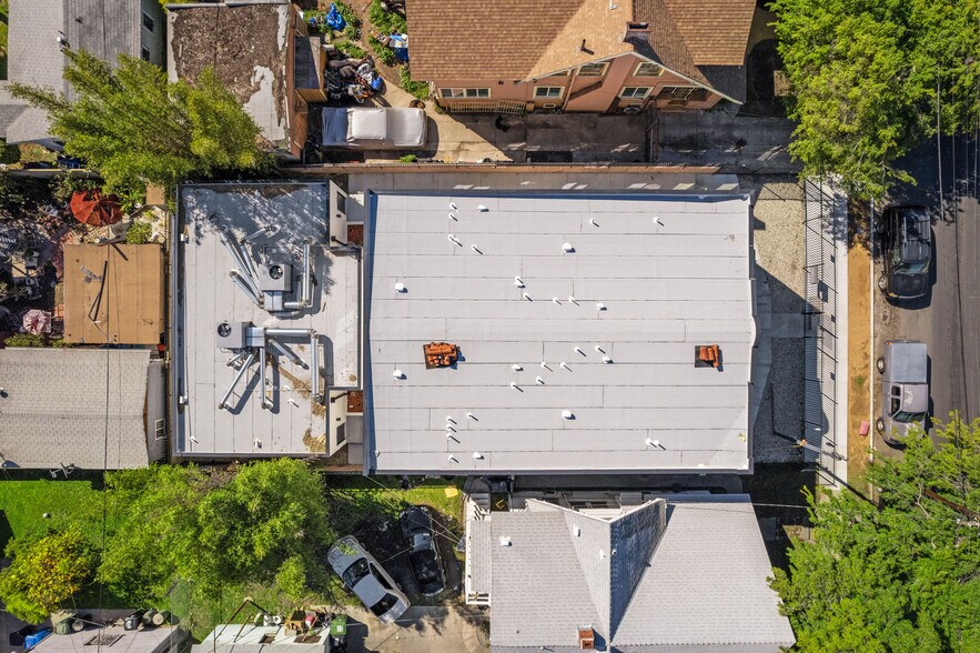 More Photos Of 324 W 51st St, Los Angeles Apartments For Sale
