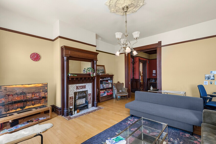 More Photos Of 1833 Clinton Ave, Alameda Apartments For Sale