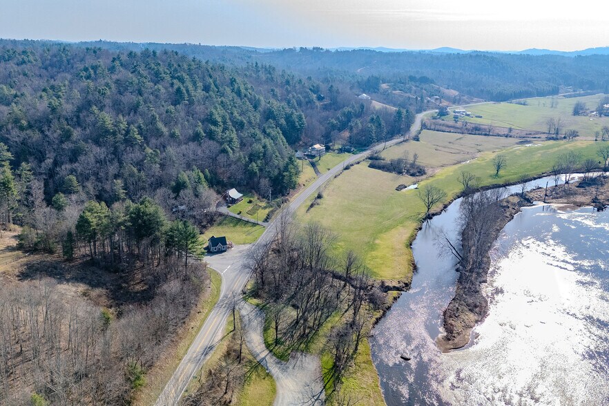 More Photos Of 12 Scenic Rd, Fries General Retail For Sale