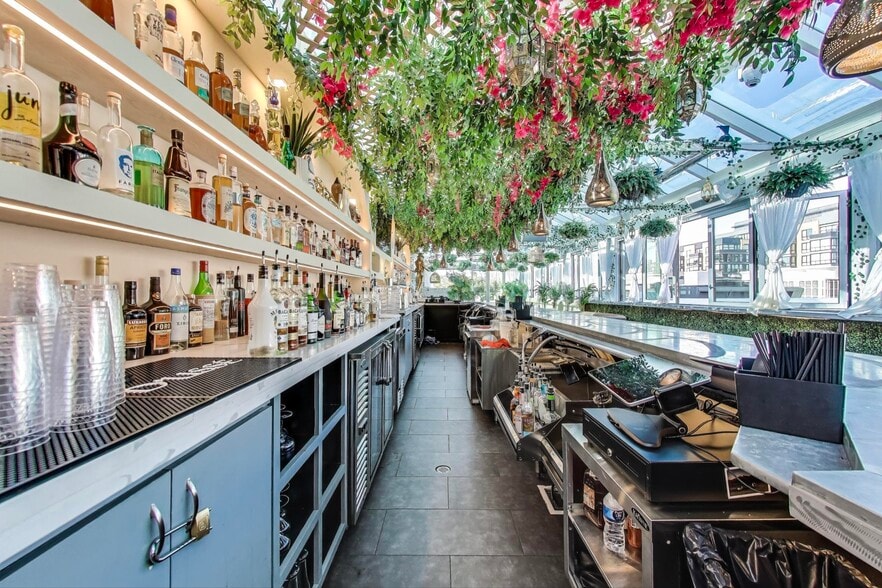 More Photos Of 1355 U St NW, Washington Restaurant For Lease