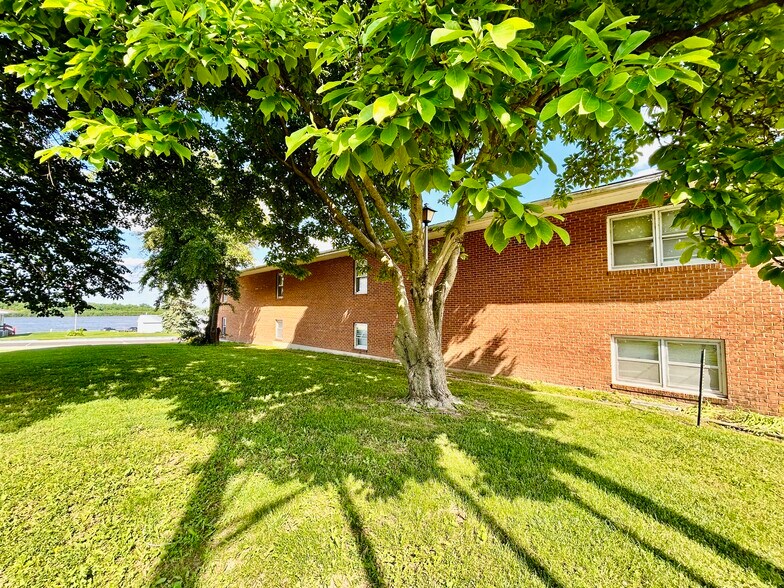 More Photos Of 207 S Main St, Louisiana Apartments For Sale