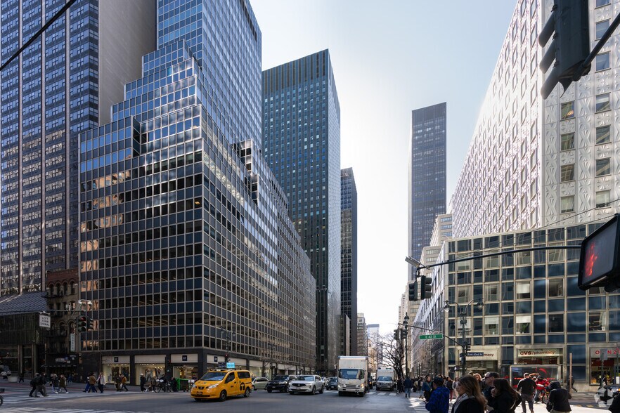 More Photos Of 633 Third Ave, New York Office For Sale