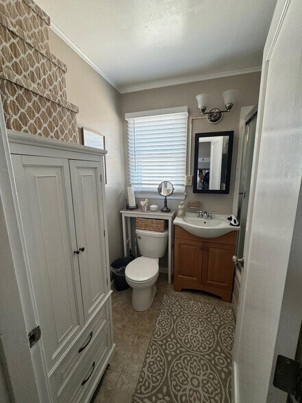 More Photos Of 6275-6277 Mission St, Daly City Storefront Retail Residential For Sale