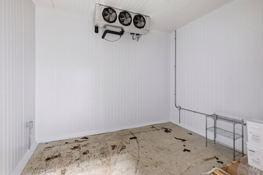 More Photos Of 1035 17th Ave, Santa Cruz Warehouse For Sale