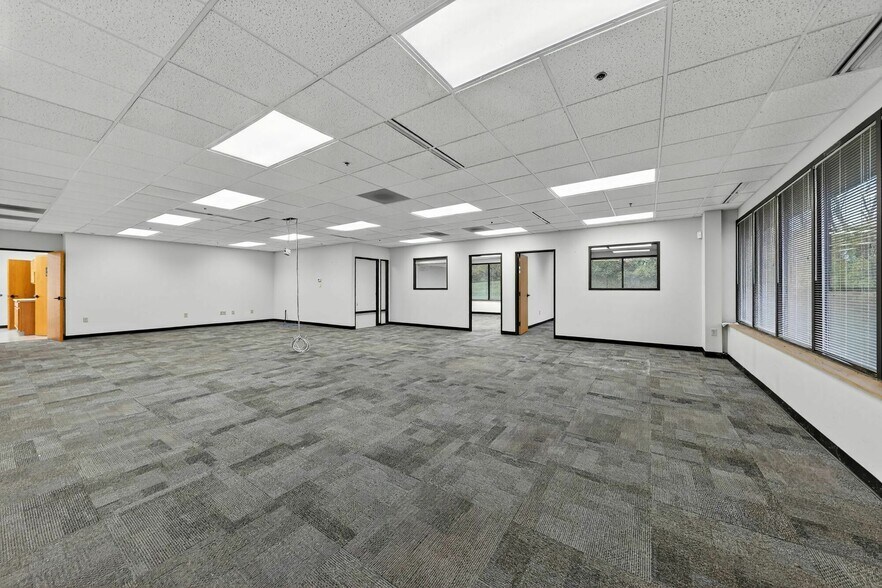 More Photos Of 50 W TechneCenter Dr, Milford Light Distribution For Sale