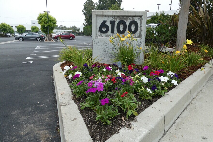 More Photos Of 6100-6120 San Fernando Rd, Glendale Office For Sale