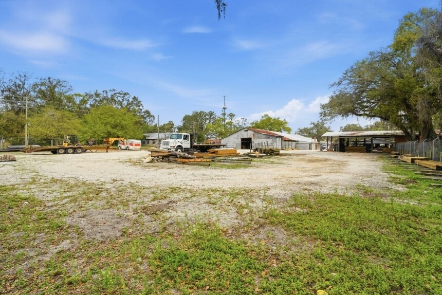 More Photos Of 210 E 5th St, Apopka Industrial For Sale