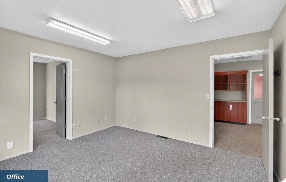 More Photos Of 4340 SW 110th Ave, Beaverton Medical For Sale