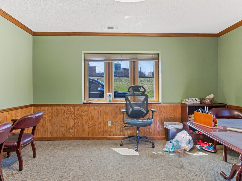 More Photos Of 168 S Liberty St, Asheville Office For Lease