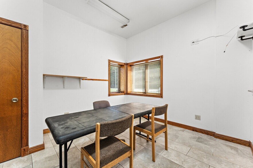 More Photos Of 5680 Central Ave, Portage Warehouse For Lease