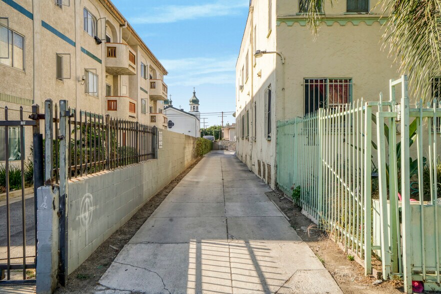 More Photos Of 4038 Marathon St, Los Angeles Apartments For Sale