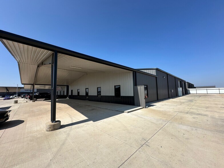 More Photos Of 6622 Winfield Ave, Lubbock Warehouse For Lease