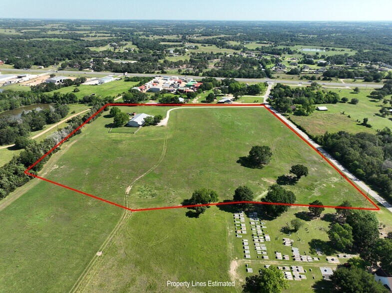 More Photos Of 126 S Berlin Rd, Brenham Specialty For Sale