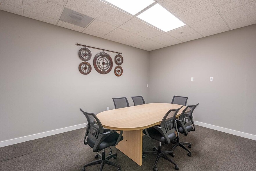 More Photos Of 4867 Old Redwood Hwy, Santa Rosa Healthcare For Lease