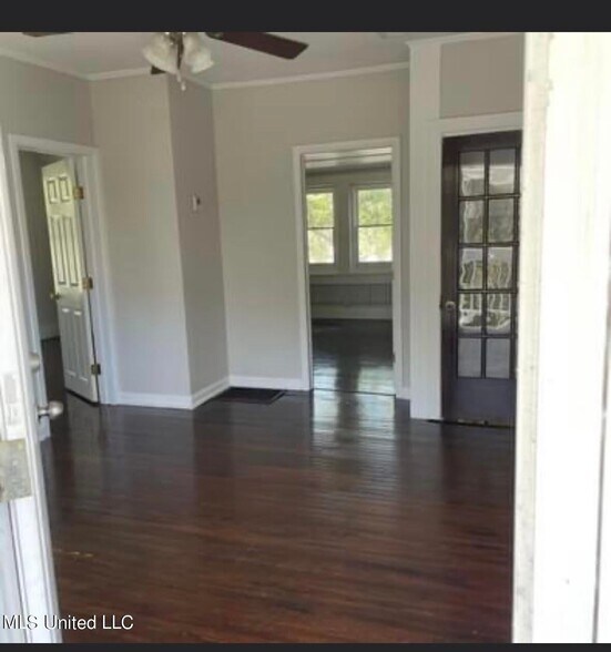 More Photos Of 1117 Washington Ave, Ocean Springs Medical For Sale