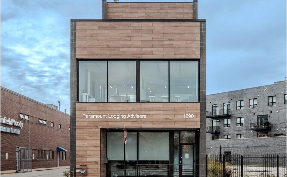 More Photos Of 1290 N Clybourn Ave, Chicago Office For Lease