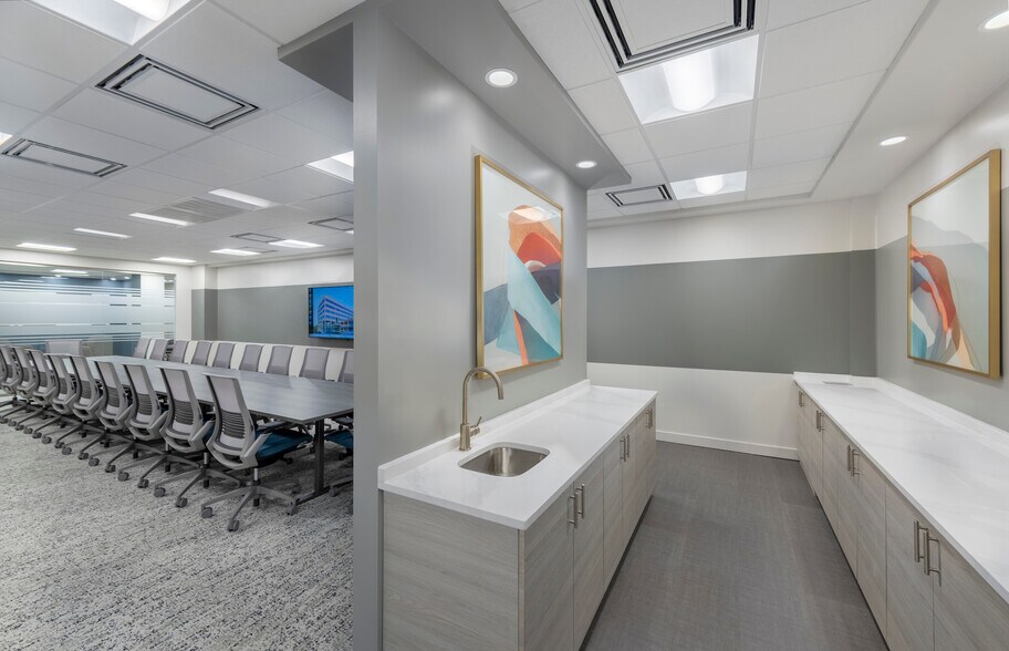 More Photos Of 1447 York Rd, Lutherville Office For Lease