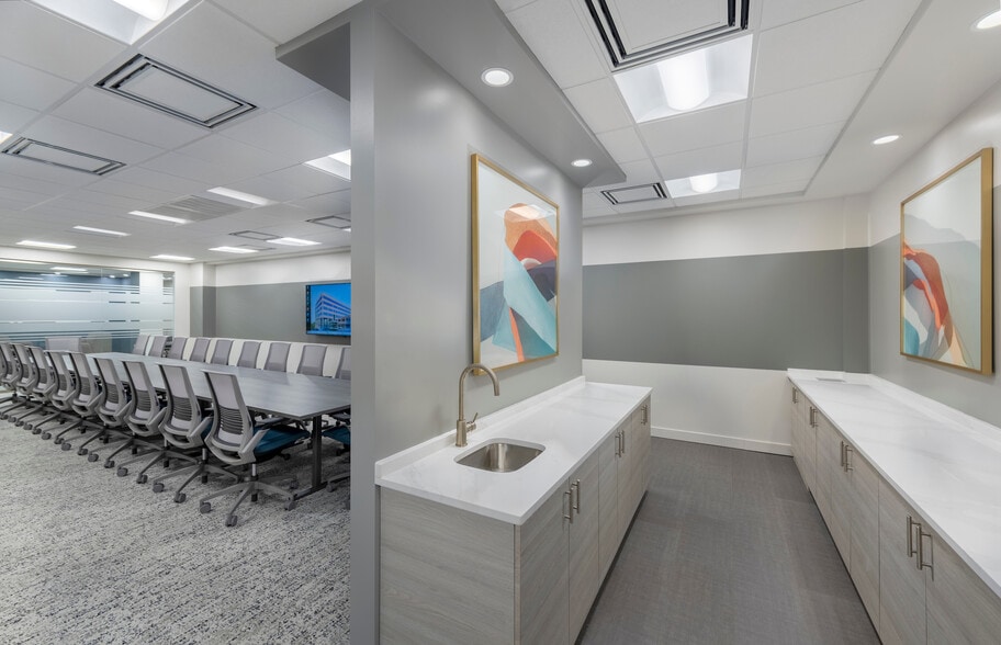 More Photos Of 1447 York Rd, Lutherville Office For Lease