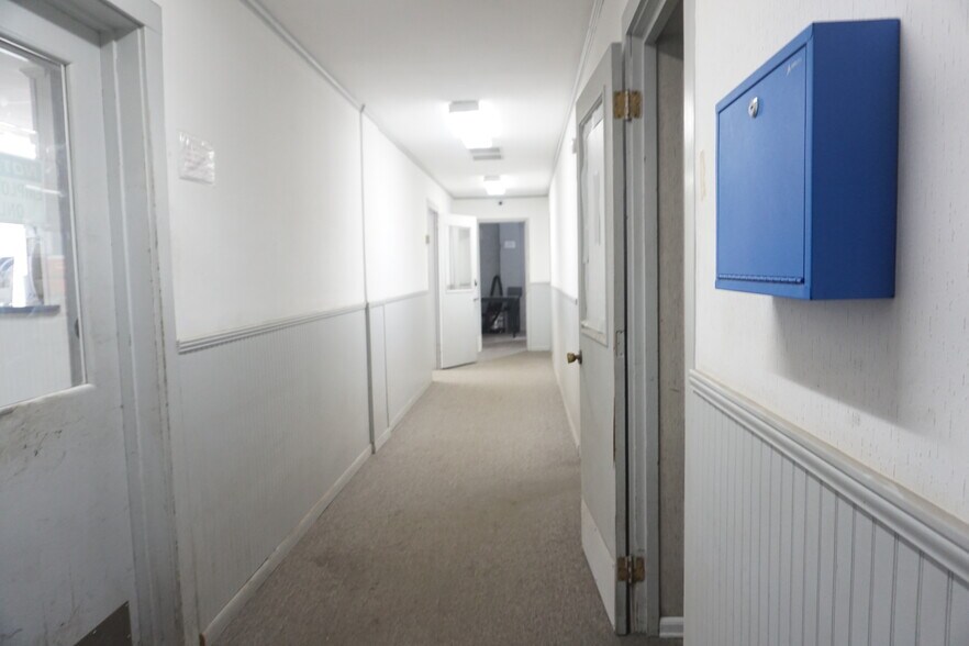 More Photos Of 3605 N Davis Hwy, Pensacola Warehouse For Sale