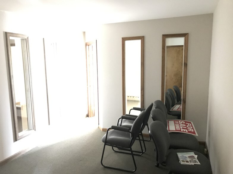 More Photos Of 56 Danbury Rd, New Milford Medical For Sale