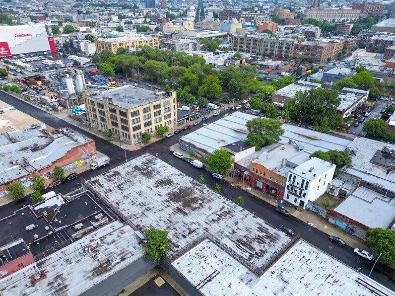 More Photos Of 275 Boerum St, Brooklyn Warehouse For Sale