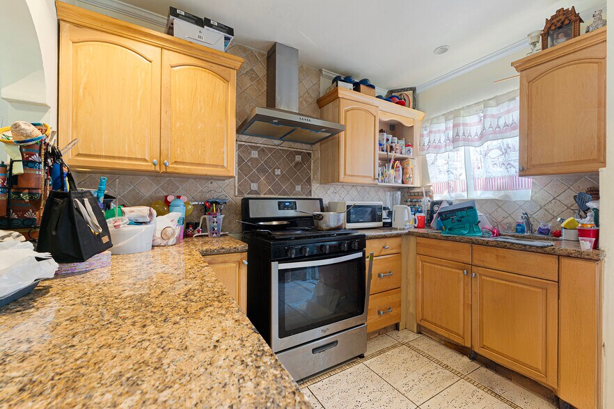 More Photos Of 3613 Via Campo, Montebello Multifamily For Sale