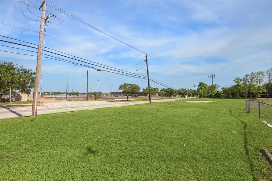 More Photos Of 0 Beamer, Houston Land For Sale