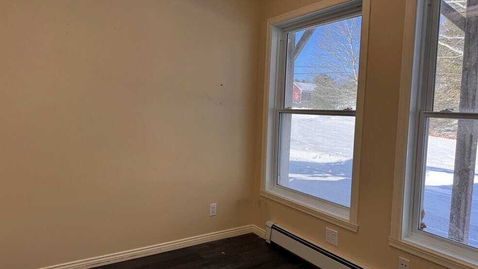 More Photos Of 292 South St, Blue Hill Office For Sale
