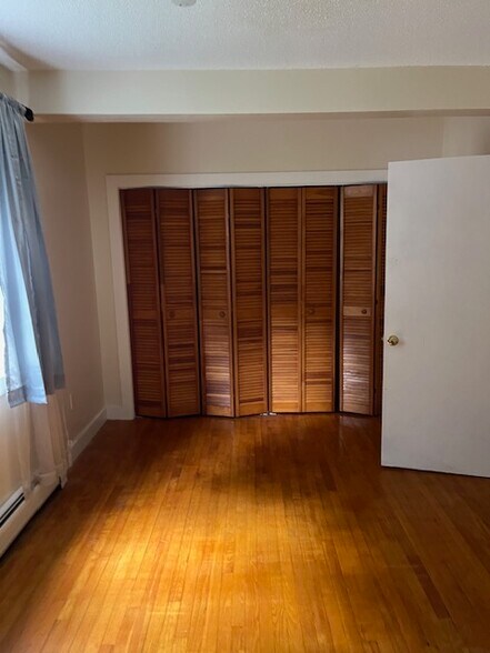 More Photos Of 85 Goodwill Ave, Meriden Apartments For Sale