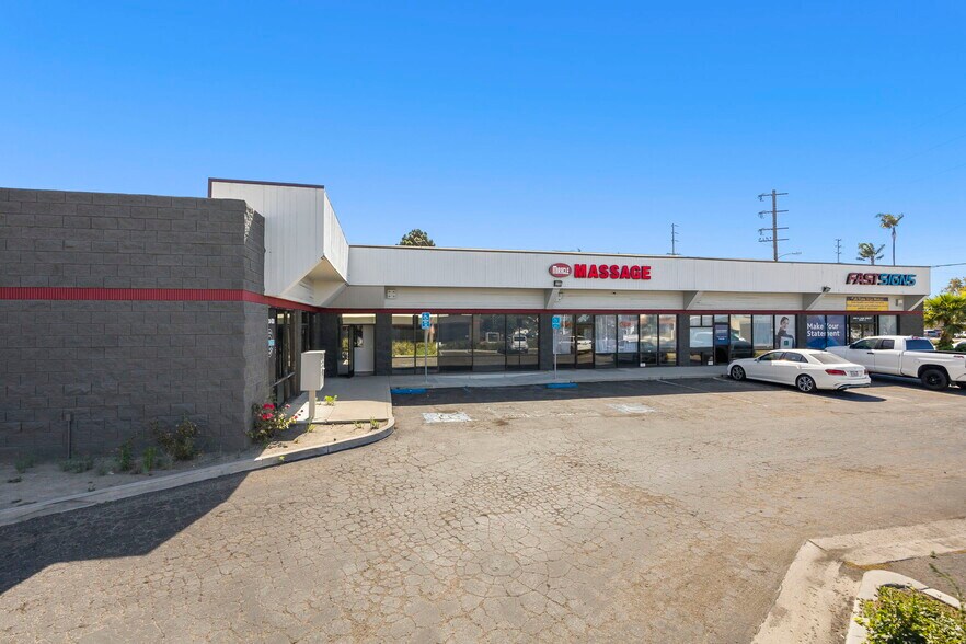 More Photos Of 3959 E Main St, Ventura Storefront For Lease