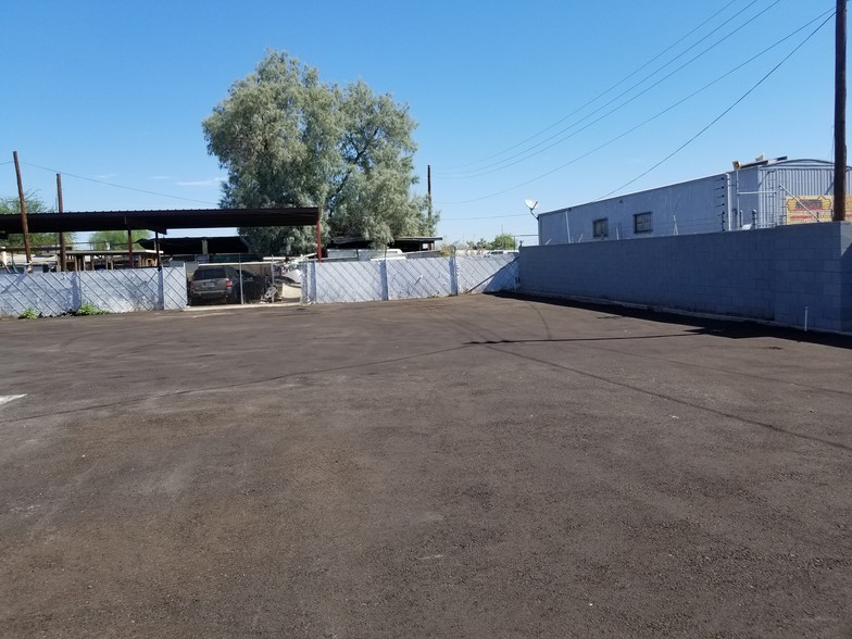 More Photos Of 906 E Broadway Rd, Phoenix Warehouse For Sale