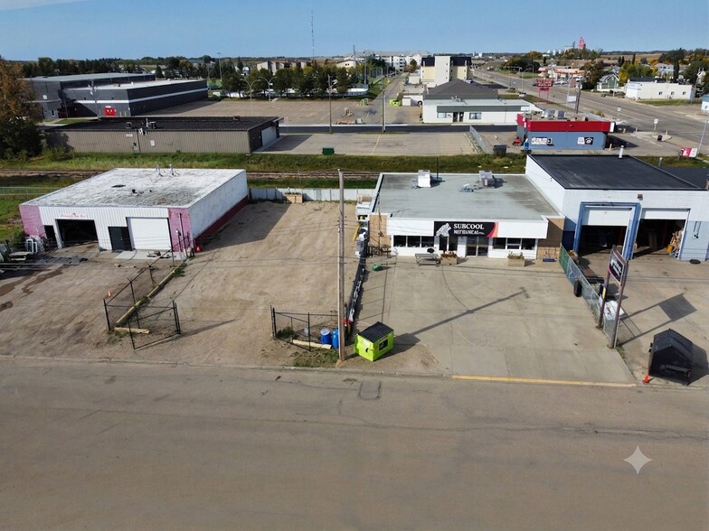 More Photos Of 9922 103 St, Morinville Office For Sale