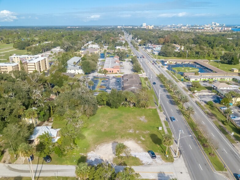 More Photos Of 1420 S Ridgewood Ave, Daytona Beach Land For Sale