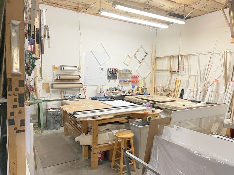 More Photos Of 4935 Byers Ave, Fort Worth Freestanding For Sale