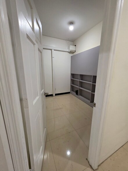 More Photos Of 182 Bay Ridge Ave, Brooklyn Storefront Retail Residential For Lease