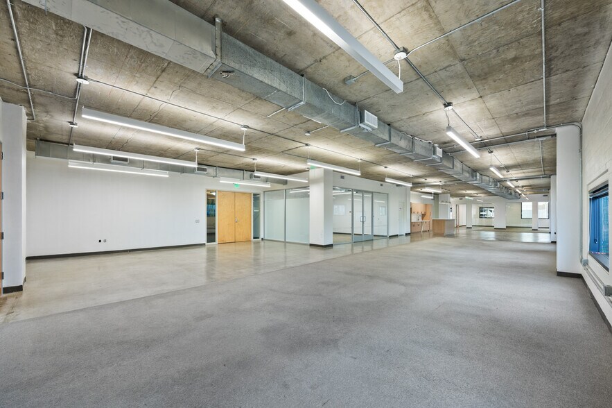 More Photos Of 11388-11390 W Olympic Blvd, Los Angeles Loft Creative Space For Lease