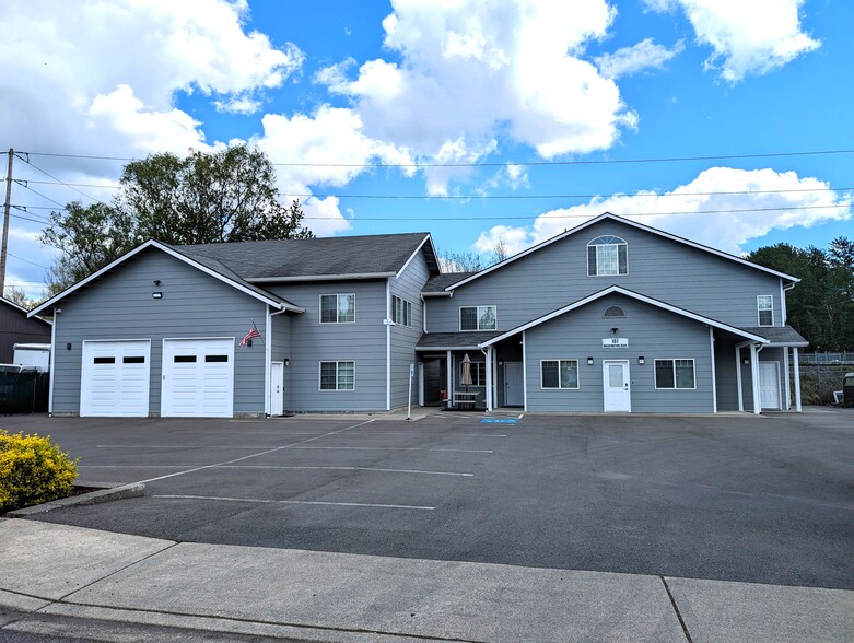 Primary Photo Of 105 Washington Blvd, Algona Office For Lease